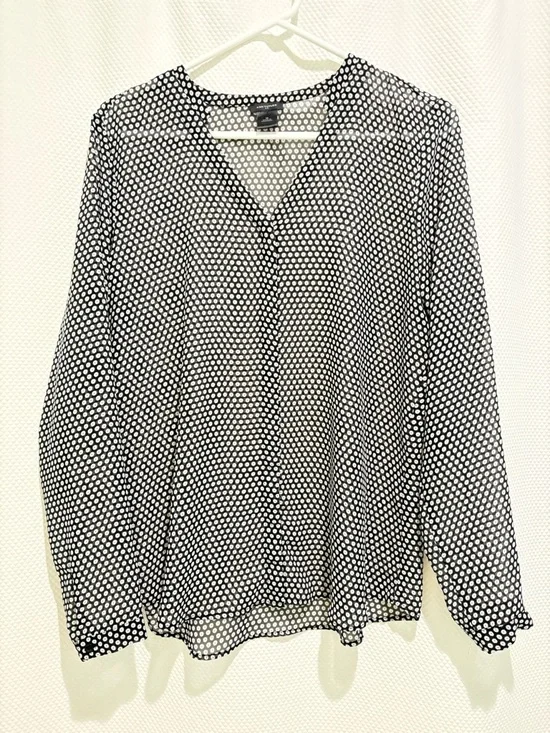 Women’s clothing bundle M/8 J. McLaughlin, Talbots, Loft, Banana Republic, Ann T - Picture 2 of 15